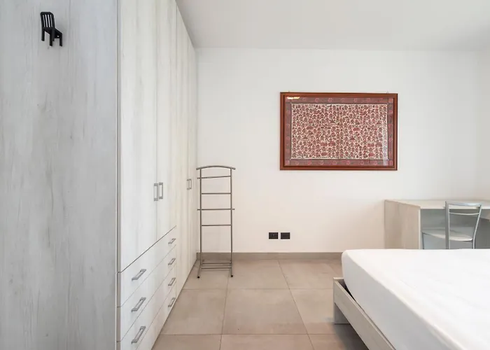 Comfortable Two-room For Rho Fiera *